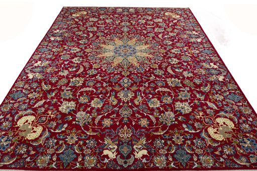 Surface texture of 2000s Najafabad rug with natural Wool and intricate pattern
