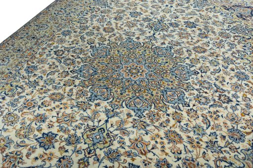 Backside of handmade 2000s Najafabad rug showing knot structure and weave density