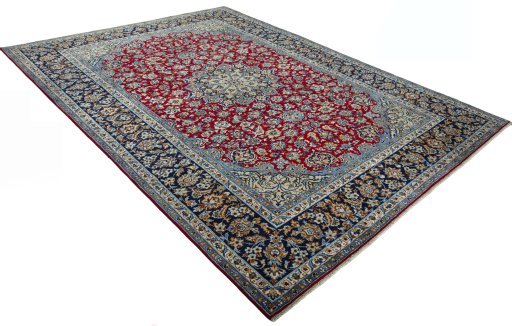 Close-up detail of 2000s Najafabad rug from Iran / Persia showing Wool weave