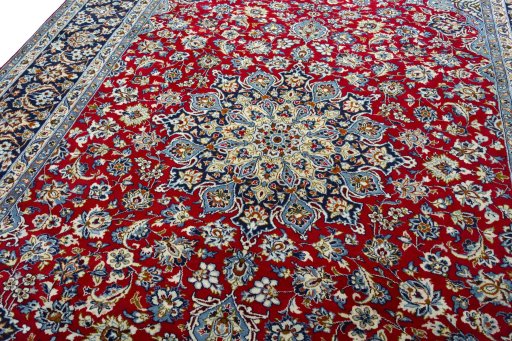 Backside of handmade 2000s Najafabad rug showing knot structure and weave density