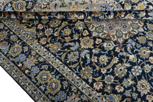Close-up detail of 2000s Najafabad rug from Iran / Persia showing Wool weave
