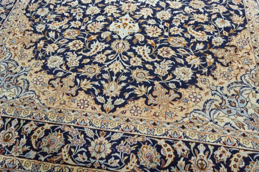 Close-up detail of 2000s Najafabad rug from Iran / Persia showing Wool weave