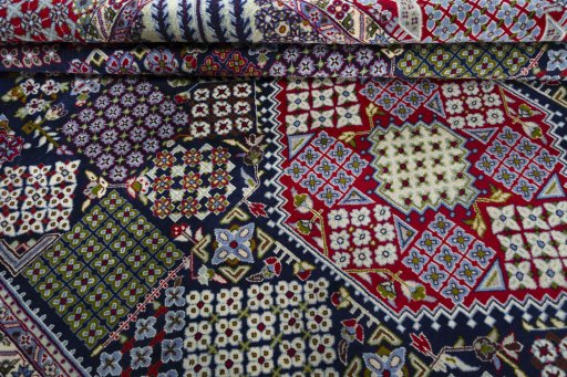 Close-up detail of Unknown Najafabad rug from Iran / Persia showing Wool weave