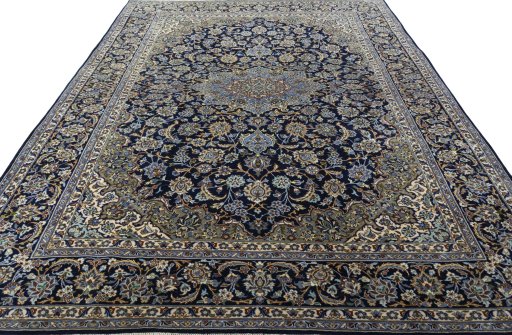 Surface texture of 2000s Najafabad rug with natural Wool and intricate pattern