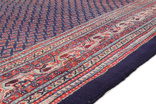 Close-up detail of 1960s Sarough rug from Iran / Persia showing Wool weave