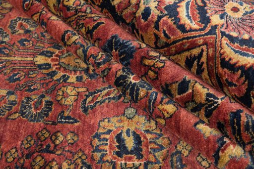 Close-up detail of 1900s Sarough rug from Iran / Persia showing Wool weave