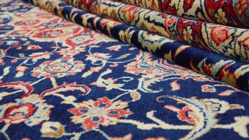 Close-up detail of New Sarough rug from Iran / Persia showing Wool weave