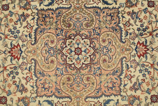Central medallion detail of 1970s Sarough rug from Iran / Persia