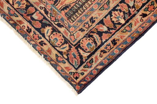 Corner detail of 1930s Sarough rug showing border pattern and Wool pile