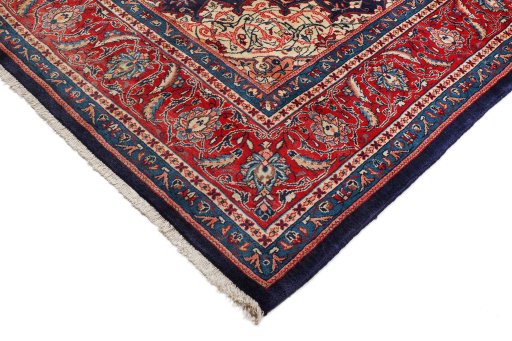 Backside of handmade 1990s Sarough rug showing knot structure and weave density