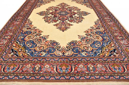 Full view of 2000s Sarough rug from Iran / Persia, 201 × 133 cm in Beige tones
