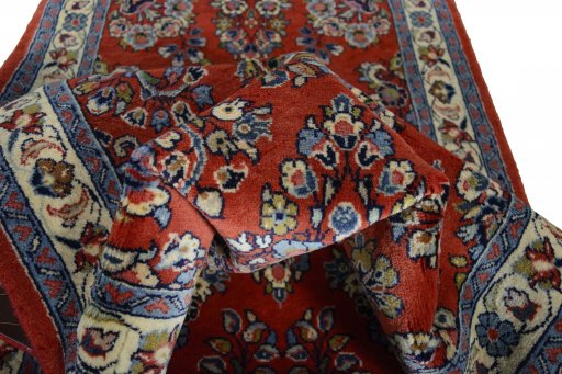 Surface texture of New Sarough rug with natural Wool and intricate pattern