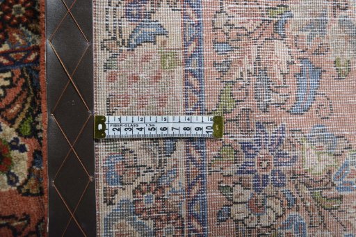 Close-up detail of New Sarough rug from Iran / Persia showing Wool weave