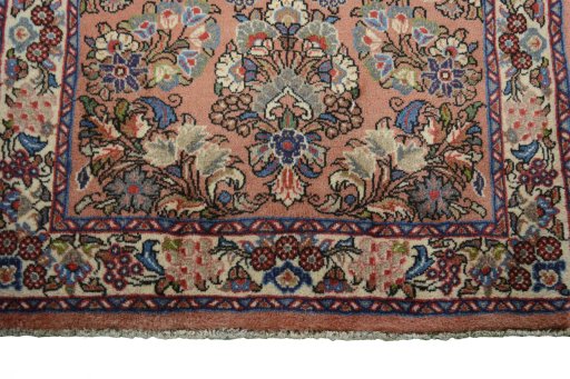 Central medallion detail of New Sarough rug from Iran / Persia