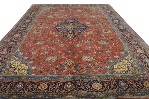 Surface texture of 2000s Sarough rug with natural Wool and intricate pattern