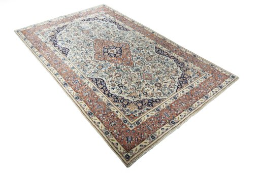 Close-up detail of New Sarough rug from Iran / Persia showing Wool weave