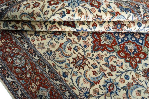 Close-up detail of 2000s Sarough rug from Iran / Persia showing Wool weave