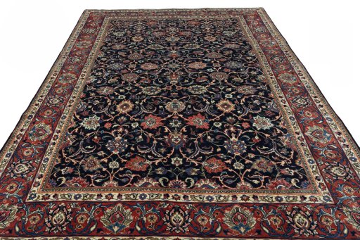 Surface texture of 1970s Sarough rug with natural Wool and intricate pattern