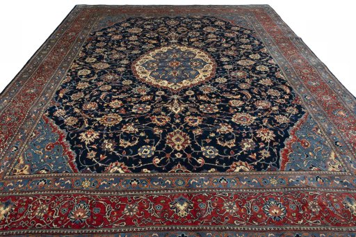 Surface texture of New Sarough rug with natural Cork and intricate pattern