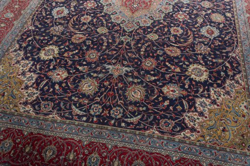 Close-up detail of 2000s Sarough rug from Iran / Persia showing Wool weave