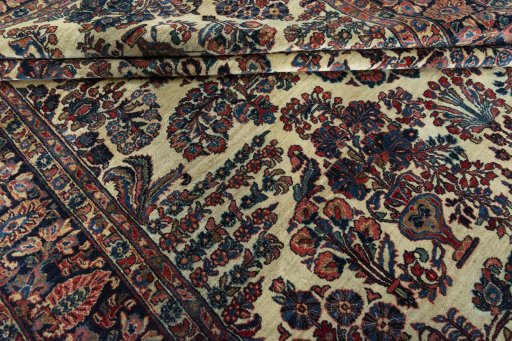 Close-up detail of 1930s Sarough rug from Iran / Persia showing Wool weave