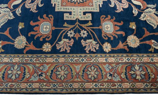Corner detail of New Sarough rug showing border pattern and Wool pile