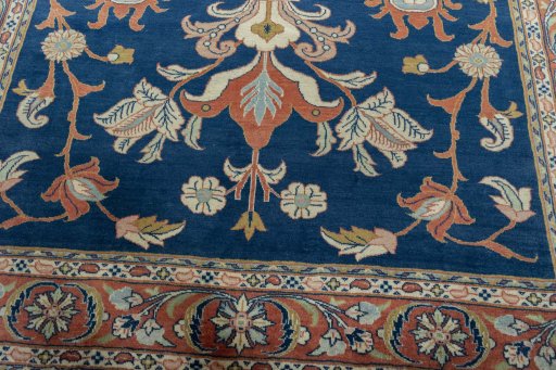 Close-up detail of New Sarough rug from Iran / Persia showing Wool weave