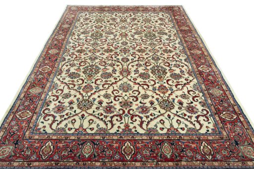 Surface texture of 1970s Sarough rug with natural Wool and intricate pattern