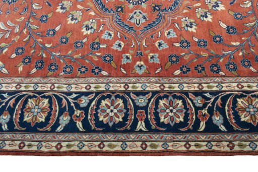 Corner detail of New Sarough rug showing border pattern and Wool pile