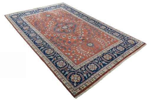 Close-up detail of New Sarough rug from Iran / Persia showing Wool weave