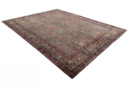 Close-up detail of 1930s Sarough rug from Iran / Persia showing Cork weave