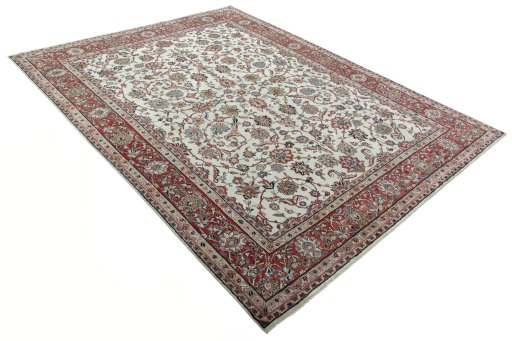 Close-up detail of 2000s Sarough rug from Iran / Persia showing Wool weave