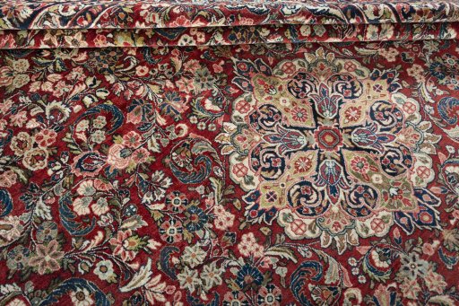 Close-up detail of 1950s Sarough rug from Iran / Persia showing Wool weave