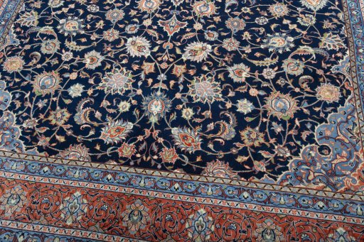 Close-up detail of 2000s Sarough rug from Iran / Persia showing Wool weave