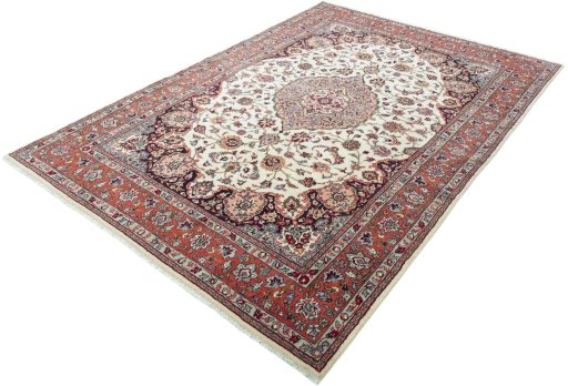 Corner detail of 2000s Sarough rug showing border pattern and Wool pile