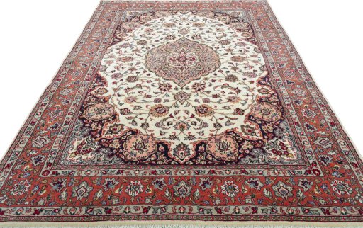 Surface texture of 2000s Sarough rug with natural Wool and intricate pattern