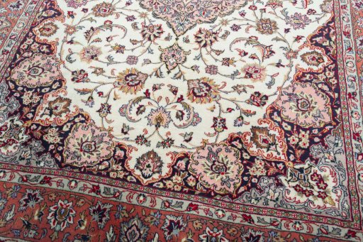Close-up detail of 2000s Sarough rug from Iran / Persia showing Wool weave