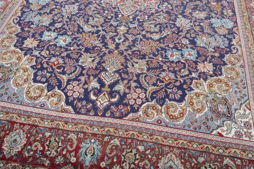 Close-up detail of 1970s Sarough rug from Iran / Persia showing Wool weave