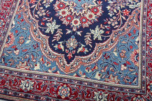 Close-up detail of New Sarough rug from Iran / Persia showing Wool weave