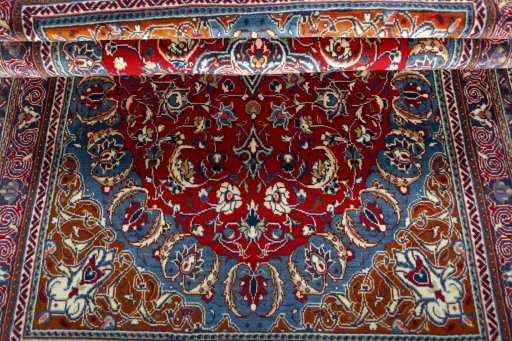Corner detail of 2000s Sarough rug showing border pattern and Cork pile