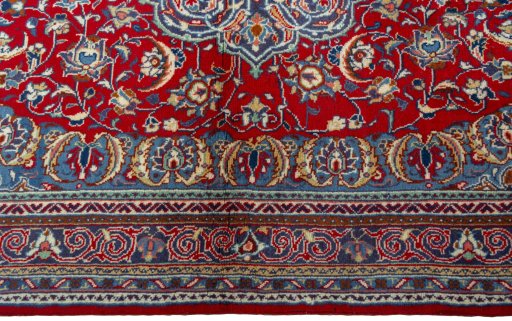 Full view of 2000s Sarough rug from Iran / Persia, 165 × 103 cm in Red tones