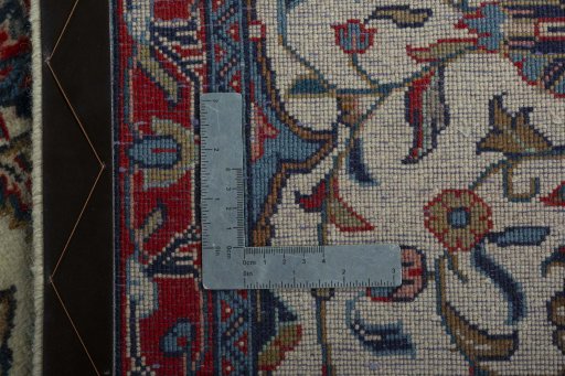 Surface texture of New Sarough rug with natural Wool and intricate pattern