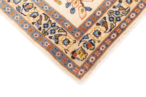 Central medallion detail of 1998s Sarough rug from Iran / Persia
