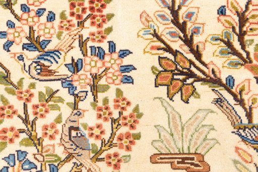 Close-up detail of 1998s Sarough rug from Iran / Persia showing Wool weave