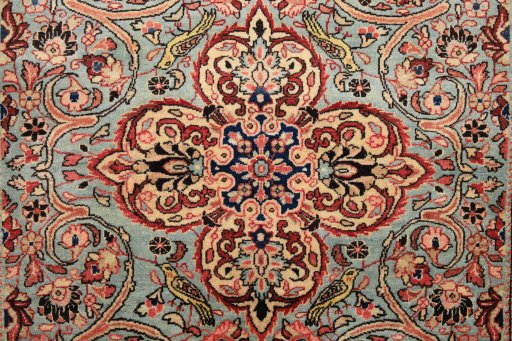 Corner detail of 1990s Sarough rug showing border pattern and Wool pile