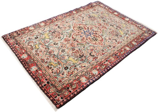 Corner detail of 1990s Sarough rug showing border pattern and Wool pile