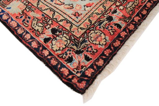 Central medallion detail of 1990s Sarough rug from Iran / Persia