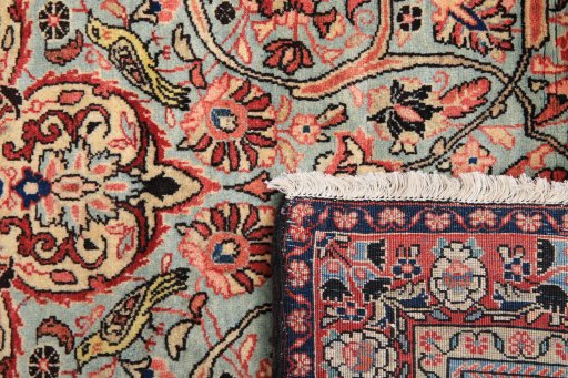 Close-up detail of 1990s Sarough rug from Iran / Persia showing Wool weave