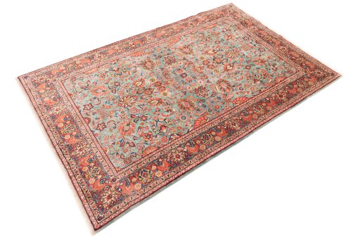 Close-up detail of 1975s Sarough rug from Iran / Persia showing Wool weave