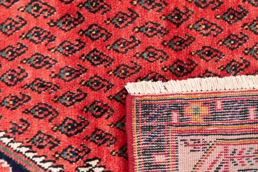 Close-up detail of 1970s Sarough rug from Iran / Persia showing Wool weave